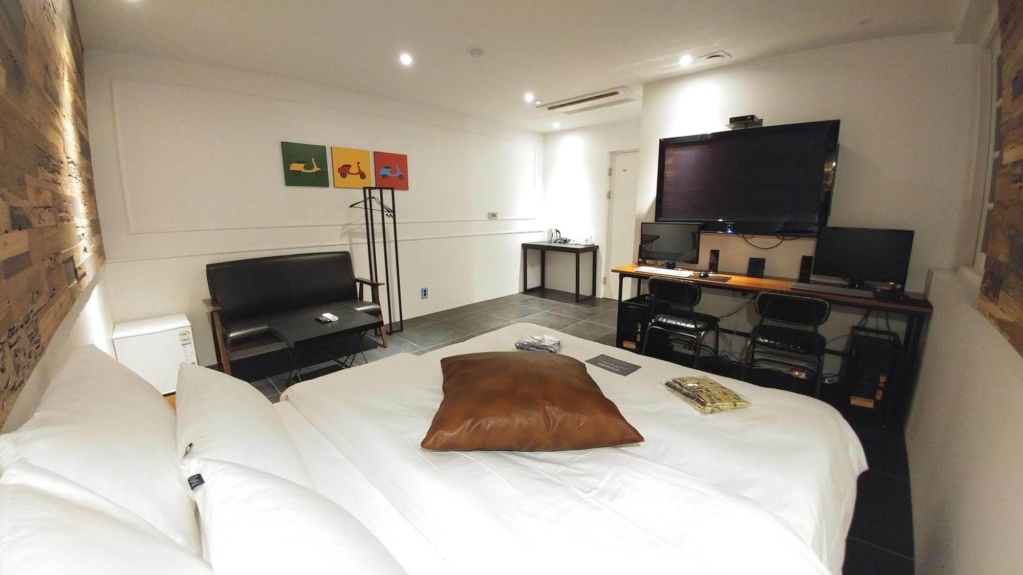 Hotel Yaja Daegu Bagian luar foto