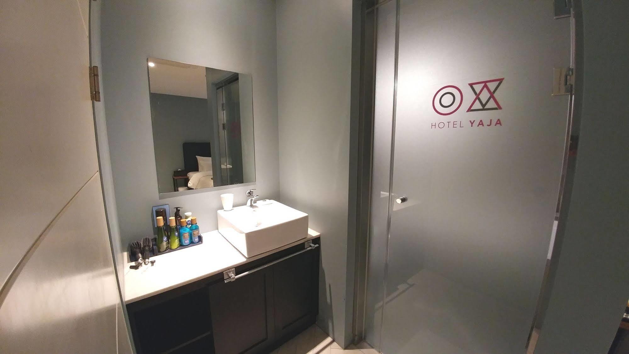 Hotel Yaja Daegu Bagian luar foto