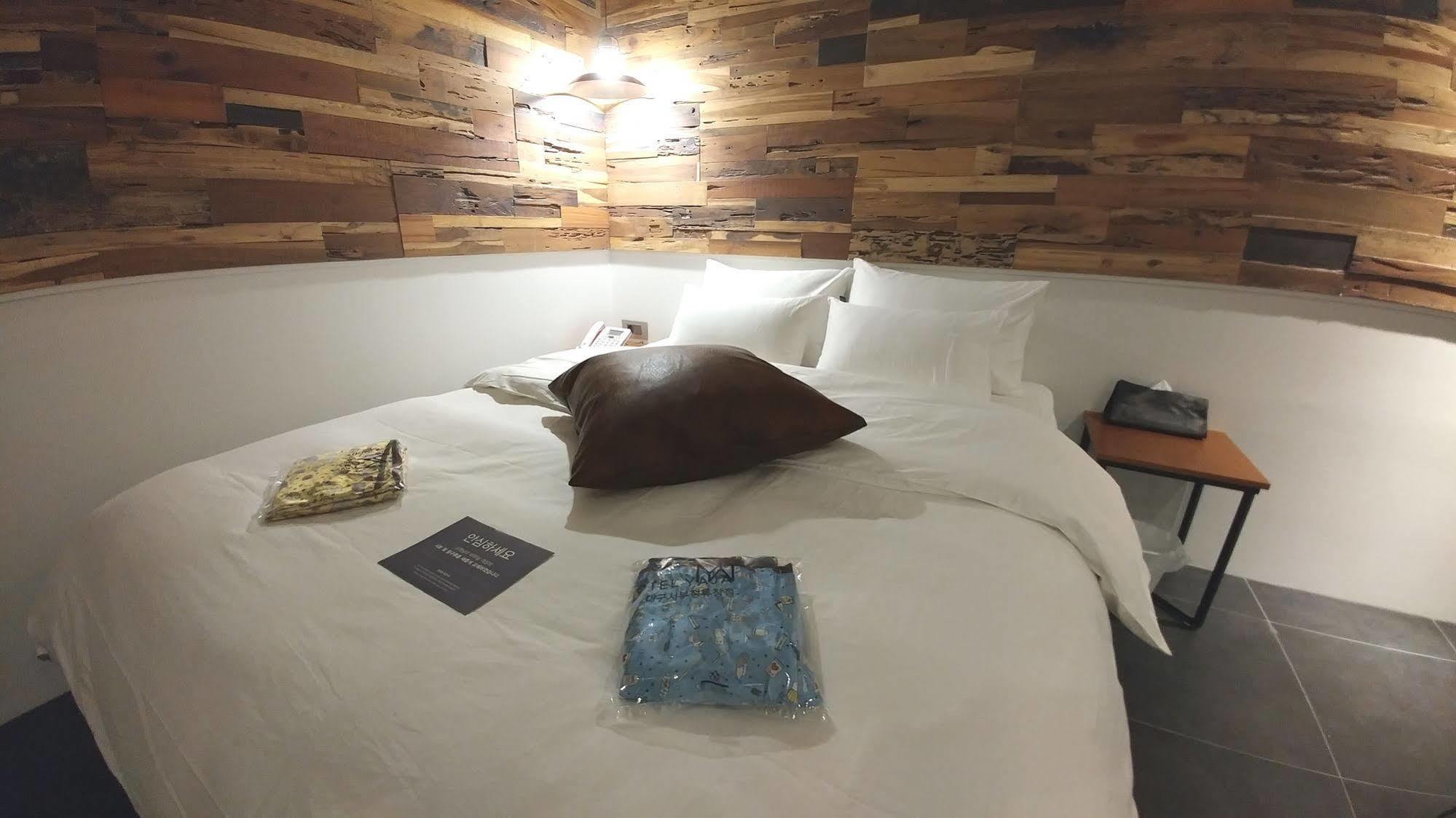 Hotel Yaja Daegu Bagian luar foto