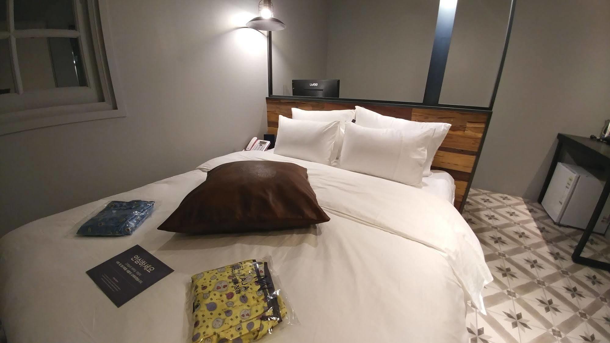 Hotel Yaja Daegu Bagian luar foto